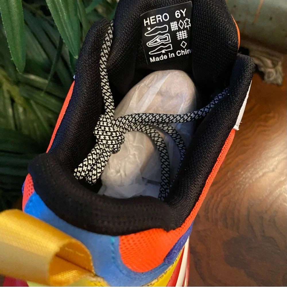 Javi Hero (Youth Size 6Y) Sneakers